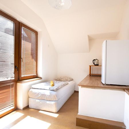 En-Suite Rooms: Novа Guesthouse In Sofia Center Экстерьер фото