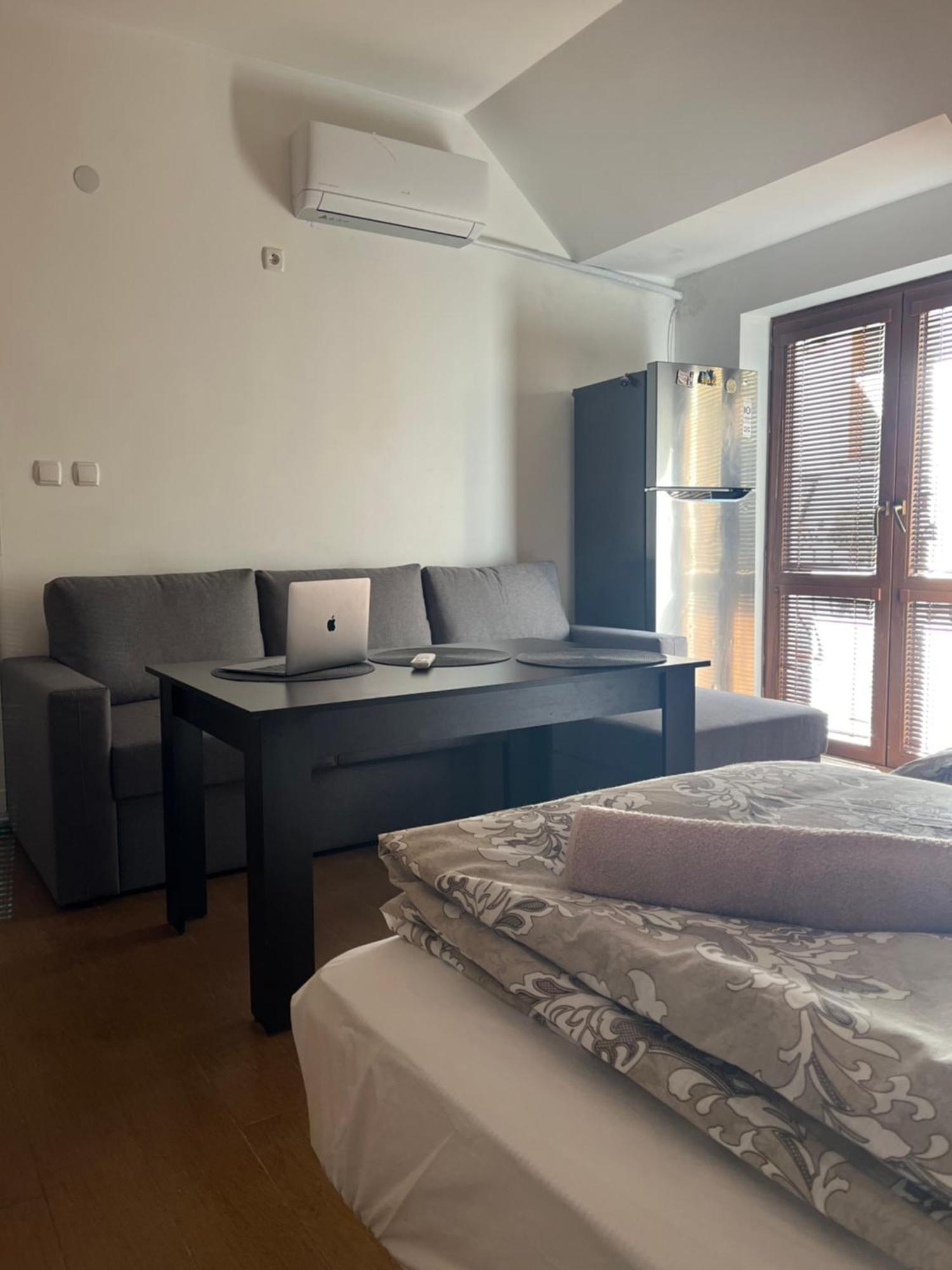 En-Suite Rooms: Novа Guesthouse In Sofia Center Экстерьер фото