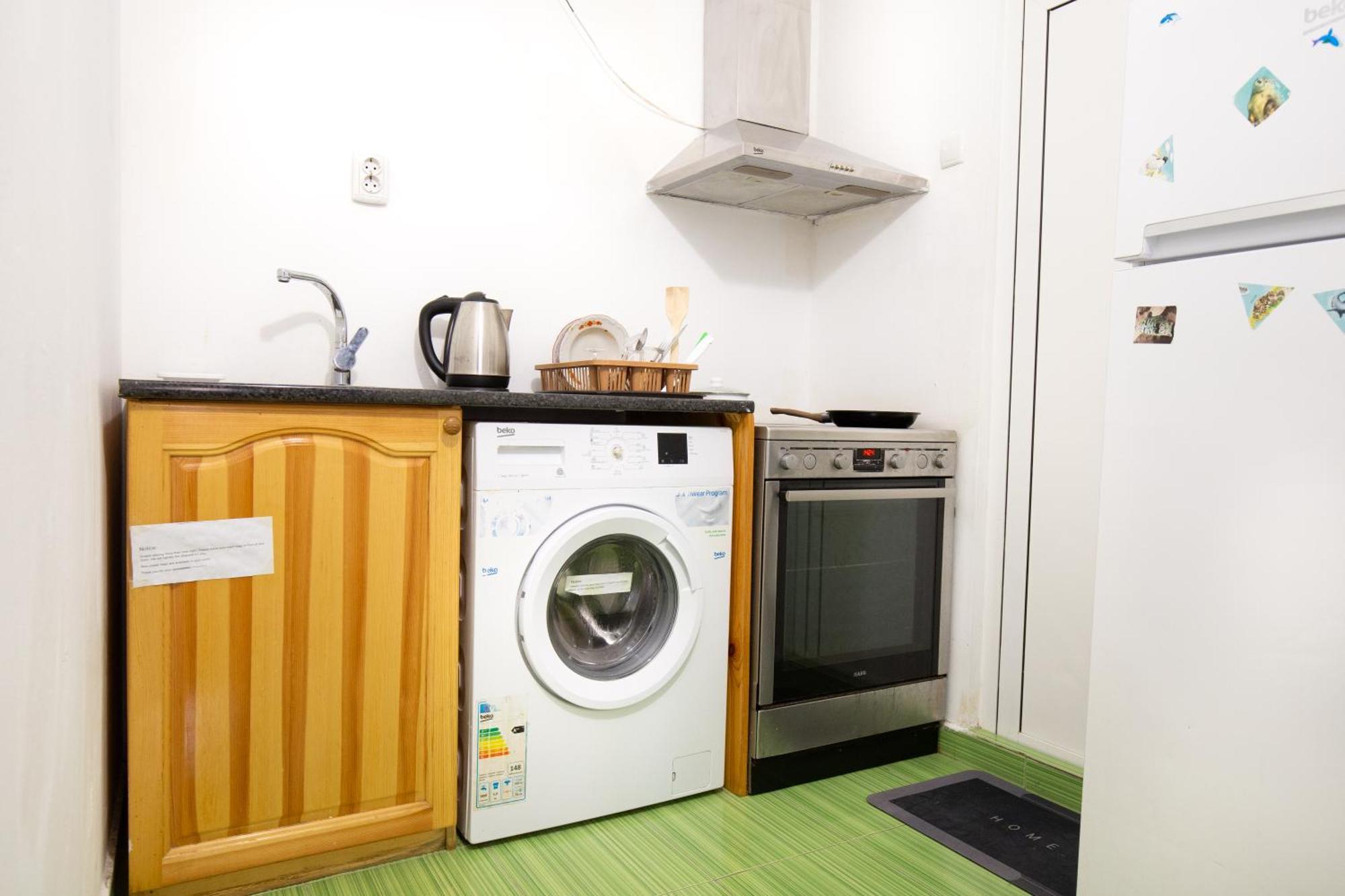 En-Suite Rooms: Novа Guesthouse In Sofia Center Экстерьер фото